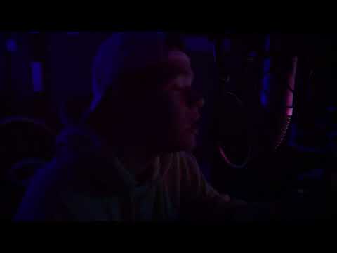 YoungKacpiX #hot16challenge2 (prod. YNZ)