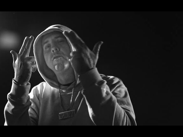 Uzi von Bialas & Sobel & Deemz ((jetzt ansehen))