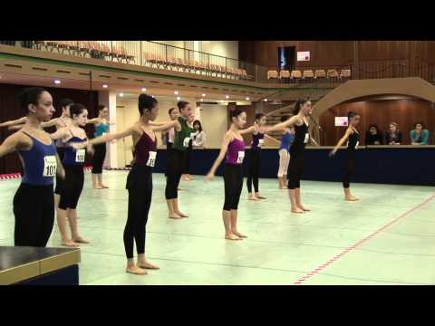 Prix de Lausanne 2012 Videoblog Day 1 - Who's on today