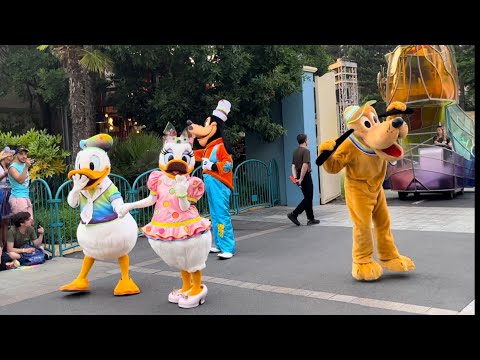 Full Disneyland Paris Pride Parade 17/06/2023