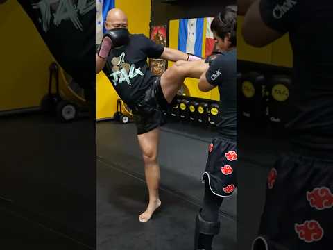 Most Fighters Miss This Knee Block Counter 👀