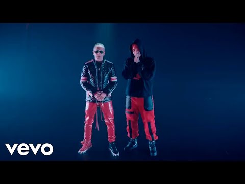 Videoclip de Te Acuerdas De Mí — J Balvin