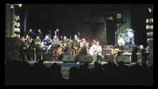 Videoklip: Peter Cmorik - Dážď (live) s textom piesne Videoklip Peter Cmorik - Dážď (live) s textom piesne