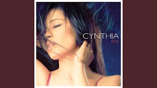 Kadr z teledysku Eso que llamaste amor tekst piosenki Cynthia