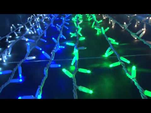 cordoni di luci multicolorati con effetto flash