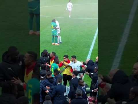 Ces deux hommes ont sauvé l’honneur du Maroc #football #afrique #RespectAvantTout#Mazraoui #Maroc