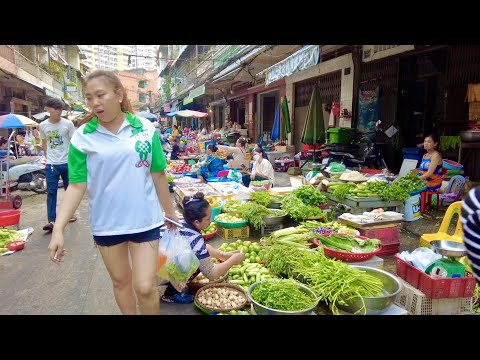 Wet Market Scene In Evening Walk - Vegetable, Pork, Fish & More In Phnom Penh