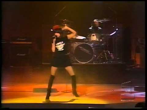 Pretenders - "Brass in Pocket". VH1 Fashion Awards 1995