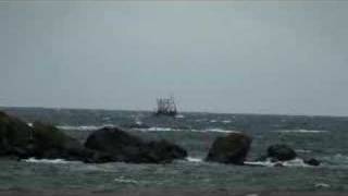 preview picture of video 'Scallop fishing at Laphroaig, Isle of Islay'