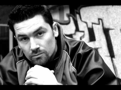 Deniro - Nameši se + Tekst