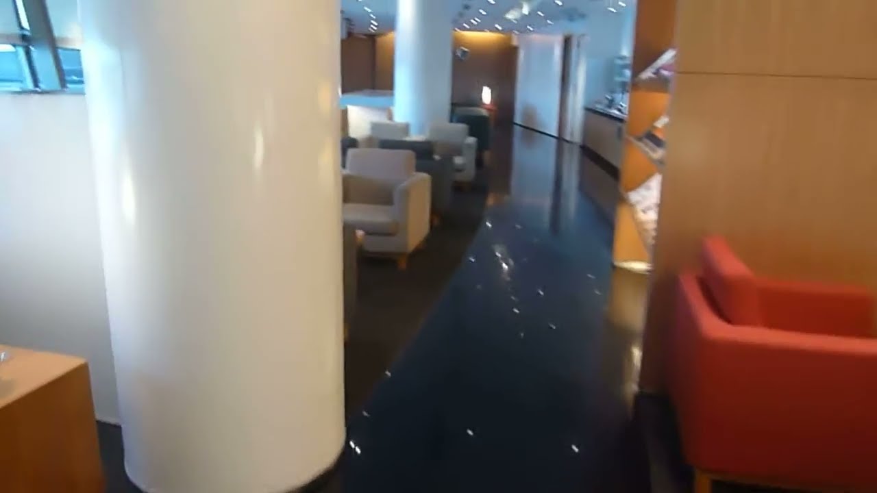 Cathay Pacific First and Business Class Lounge