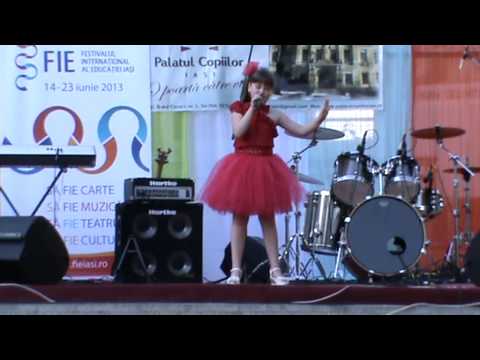 Barzu Denisa -,,Cartierul meu canta rock--Prof. Anca Apetroei--