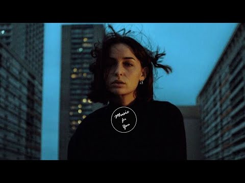 LIYNA - Fly The Sky (Original Mix)