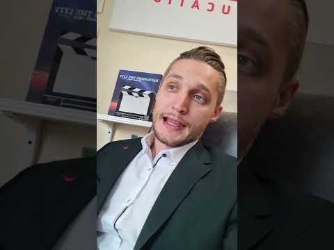 Не обязательно после школы сразу поступать! Как относятся к образованию за границей #Shorts