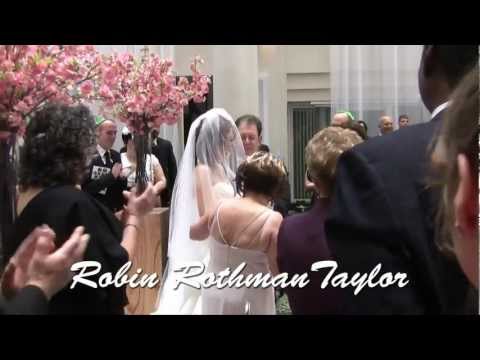 Sneak Peek of Robin & Sean Taylor's "Somebody's Getting Married" from the Muppets Take Manhattan