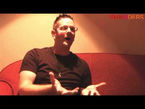 Woody McBride: a lucky guy crossing the world with a futuristic mood