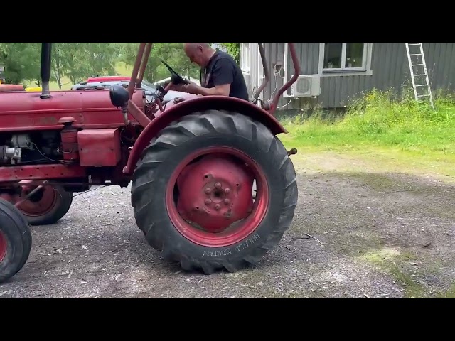 925144 Volvo BM T24 veteran tractor