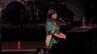 Meredith Andrews - You&#39;re not alone