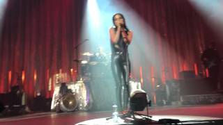 &quot;Caroline&#39;s Intro&quot; and &quot;I Do What I Like&quot; by The Corrs Live in Cardiff