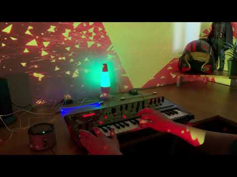 Roland JD-XI - Chillied Electronica