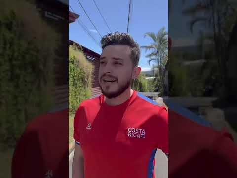 Nos topamos a este bicho camino a la mejenga de la sele 😅