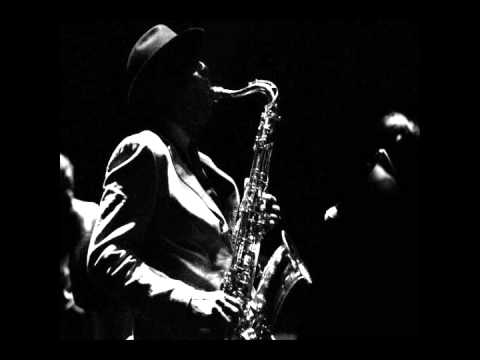 AJ - Rotos y descosidos