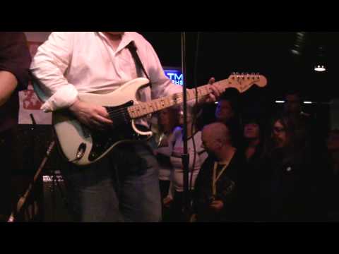 The Hypstrz at The 331 Club - Can't Stand The Pain.MTS