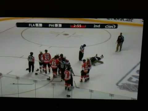 Mike richards hits David booth and ko's him