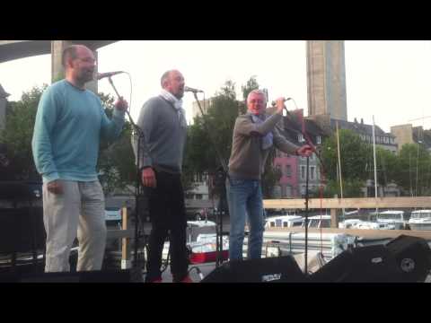 Tchikidi au fest-noz de Tamm-Kreiz, port du Légué à Saint-Brieuc