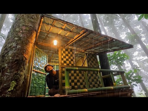 2 Day Struggle to Build Tree House Shelter Warm and Cozy - Survival Bushcraft Camping in the Rain