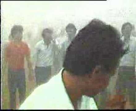 Kaldırım Yayla Şenliği --- Yıl 1987 ... Yaşar Tepe Çalıyor 3