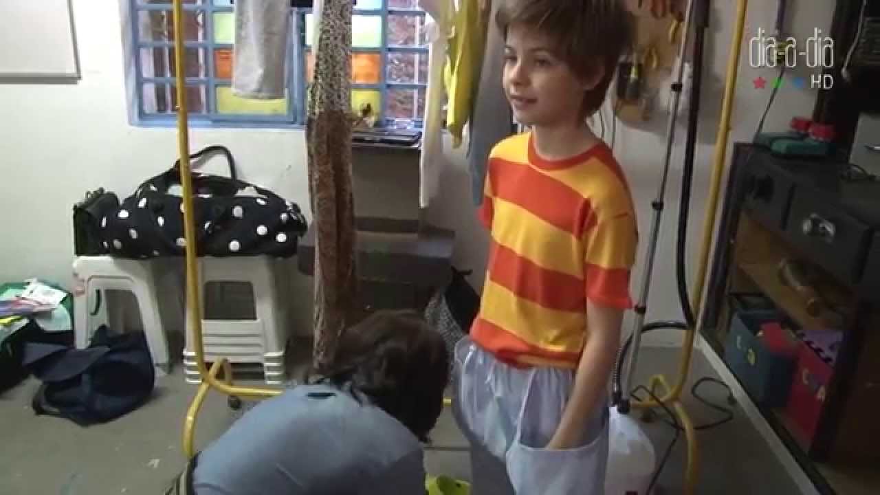 Mãos à obra: confira o making of com looks infantis 