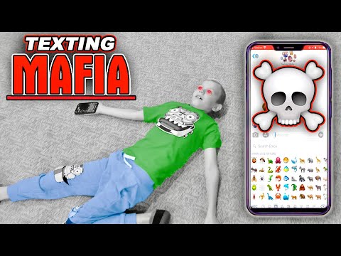 10 People Play Texting Mafia! Who Is The MAFIA?