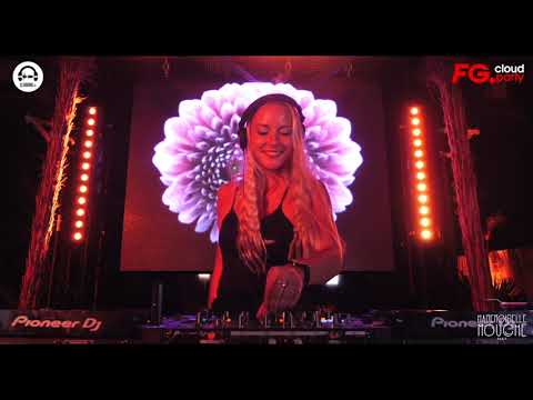 Naohmie @ Mademoiselle Mouche ( Paris ) Radio FG