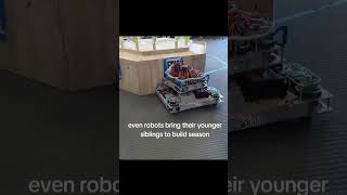 Download lagu Even robots bring their younger siblings to build season mp3