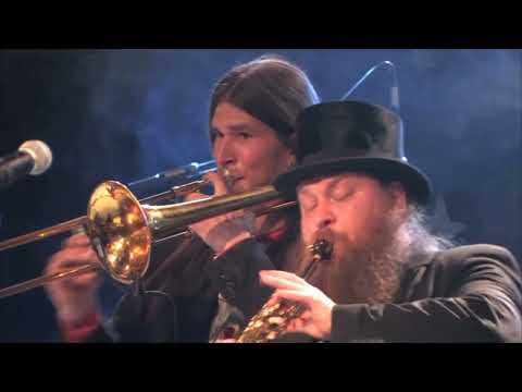 Alamaailman Vasarat – Eläimet Huutaa / Kyyhylly / Vanha Lapsuudenystävä / Häntä Hellii Käärme