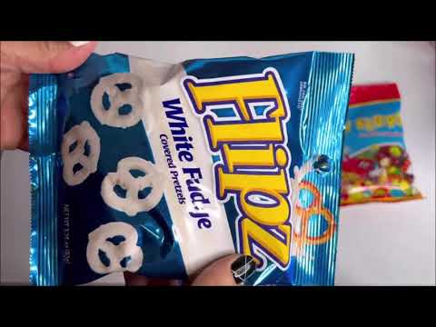 NEW YUMMY SNACK OPENING FLIPZ WHITE CHOCLATE COVERED DIPPED PRETZELS