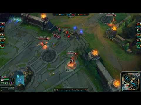 LOL Thresh with double prediction hooks