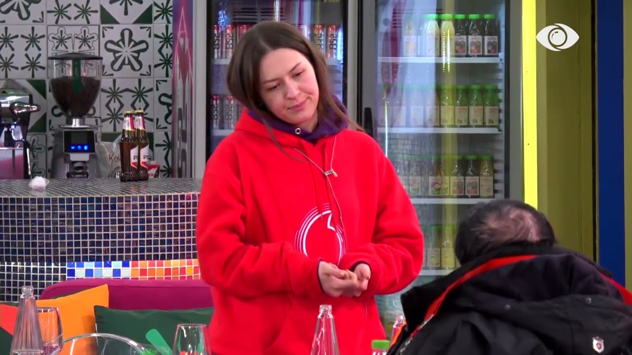 “A të kërkuan të gjithë falje, ku do të arrish?”/ Gazi-Françeskës: Po ç’punë ke ti?