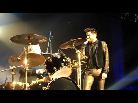 Queen, Roger Taylor battle of the drums v Rufus Taylor+under pressure with Adam Lambert 2015