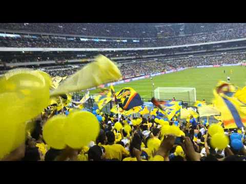"LA MONUMENTAL vs pumas 2013 si del ame yo soy" Barra: La Monumental &bull; Club: América