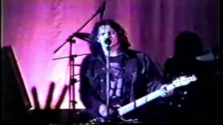 Pearl Jam - Small Town (SBD) - 4.12.94 Orpheum Theater, Boston, MA