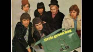 George Baker Selection - Little Green Bag (Lyrics)
