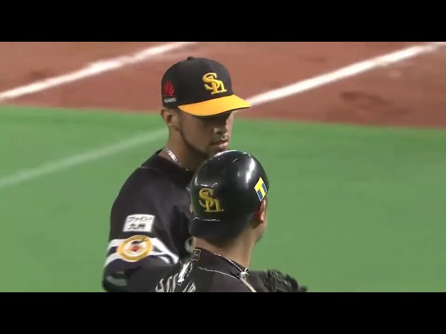 【8回裏】ホークス・スアレス 一打同点の場面も157キロでねじ伏せた!! 2016/8/20 F-H