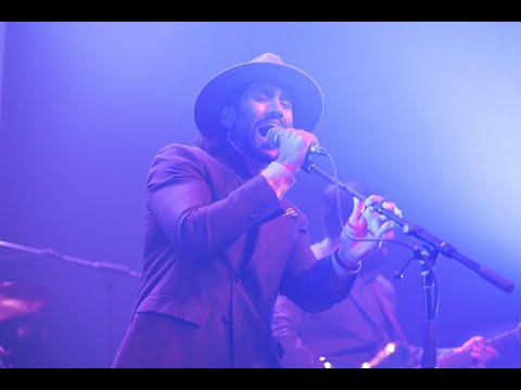 Thumbnail for Fever/You Belong To Me - Delon Om - Live performance at The OMAs 2022 Award Show, September 29, 2022 by Lindsay Schoolcraft