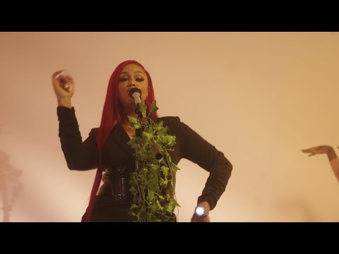 Miss La Familia - Succession Freestyle w/ DJ Esi [S1.E3 Pt1] | @MixtapeMadness