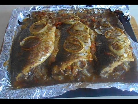 Рыба в духовке фаршированная луком и морковью. Лучший рецепт!