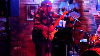 Mars Needs Guitars - &quot;I&#39;m Evil&quot; (Roy Buchanan)