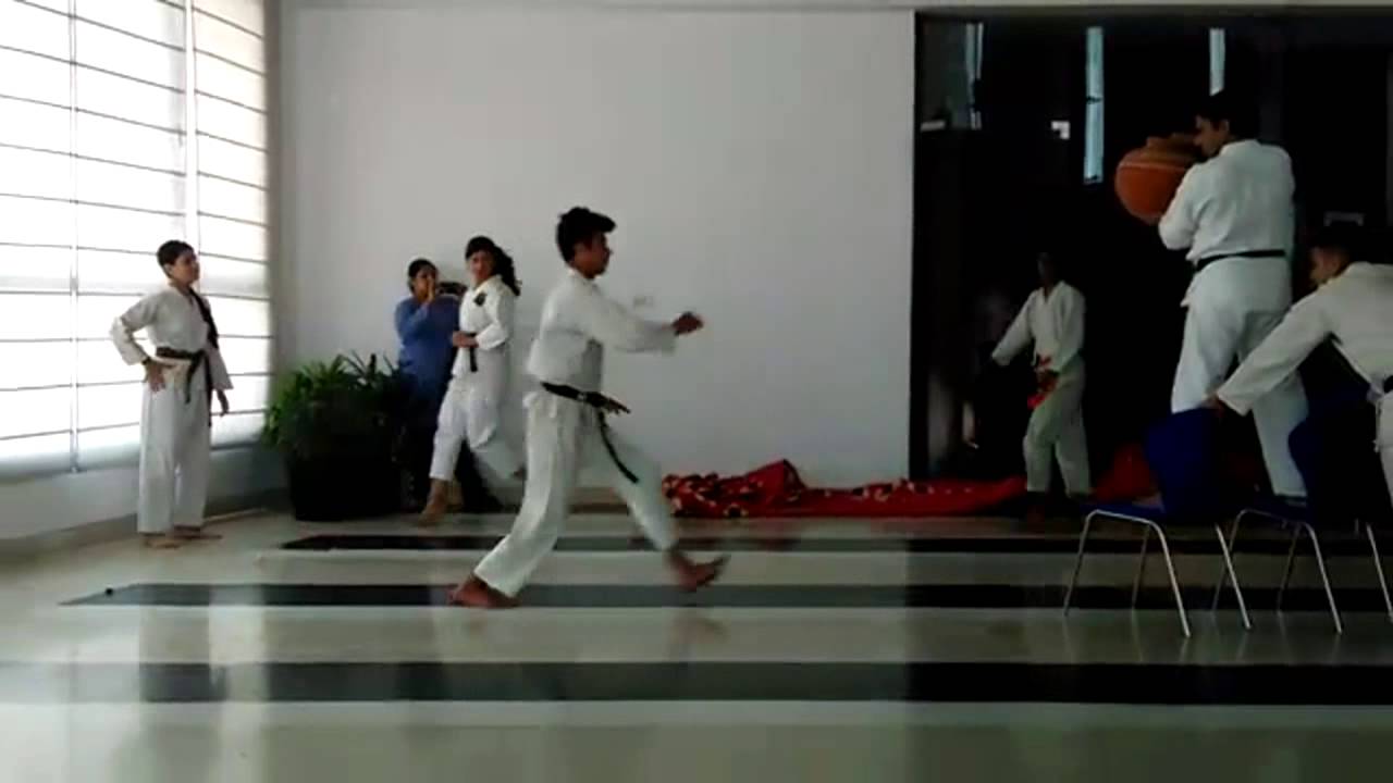 Matka breaking by Flying Kick