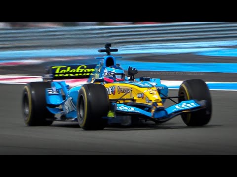 2005 Renault R25 F1 V10 ex Alonso demo laps at GP de France Historique + Playing 'La Marseillaise'